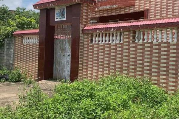 农村山上盖房子风水